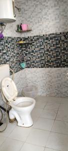 Bathroom Image of 800 Sq.ft 2 BHK Apartment / Flat for sale in Signature Global Andour Heights, Sector 71 Gurgaon for Rs. 8450000