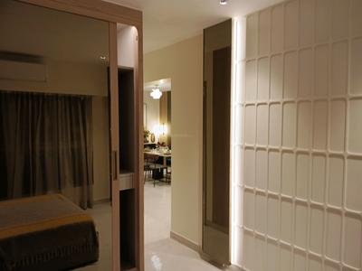 Bedroom Image of 995 Sq.ft 2 BHK Apartment / Flat for sale in Monte South, Byculla Mumbai for Rs. 36000000