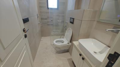 Image of 2700 Sq.ft 4 BHK Builder Floor for sale in Surajmal Vihar, New Delhi for Rs. 54999999