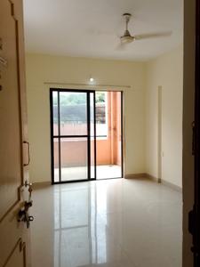 Hall Image of 600 Sq.ft 1 BHK Apartment / Flat for sale in Magarpatta Heliconia, Hadapsar Pune for Rs. 8500000