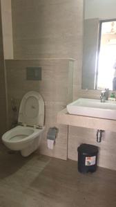 Image of 1750 Sq.ft 3 BHK Apartment / Flat for rent in Raheja Ridgewood, Goregaon East, Mumbai for Rs. 124999