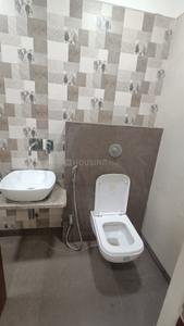 Bathroom Image of 1550 Sq.ft 3 BHK Apartment / Flat for rent in Shivaji Nagar Nagpur for Rs. 35000