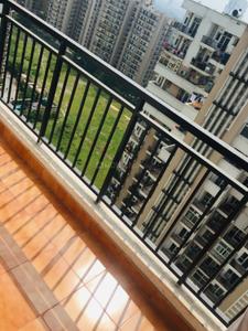 Balcony Image of 2497 Sq.ft 4 BHK Apartment / Flat for rent in Indosam 75, Sector 75 Noida for Rs. 60000