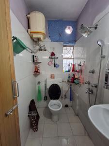 Bathroom Image of 1070 Sq.ft 3 BHK Apartment / Flat for sale in Bengal Peerless Alaktika, Rajarhat Kolkata for Rs. 8500000