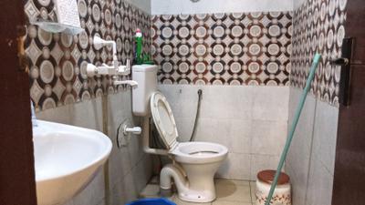Image of 875 Sq.ft 2 BHK Builder Floor for sale in Sector 53, Noida for Rs. 4200000
