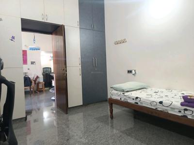 Bedroom Image of 2400 Sq.ft 4 BHK Independent House for rent in Vidyaranyapura Bengaluru for Rs. 55000