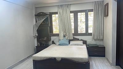 Bedroom Image of 1970 Sq.ft 4 BHK Apartment / Flat for sale in Kumud Apartment, Khar West Mumbai for Rs. 110000000