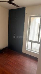 Bedroom Image of 1250 Sq.ft 3 BHK Apartment / Flat for rent in Jaypee Kosmos, Sector 134 Noida for Rs. 25000