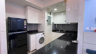 Kitchen Image of 520 Sq.ft 1 BHK Apartment / Flat for sale in Lodha New Cuffe Parade Estrella, Sion Mumbai for Rs. 18000000