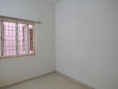 Bedroom Image of 700 Sq.ft 2 BHK Apartment / Flat for sale in Iyyappanthangal Chennai for Rs. 4690000