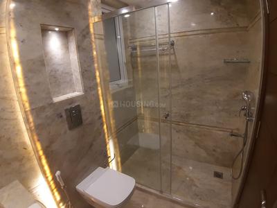 Bathroom Image of 4500 Sq.ft 4 BHK Builder Floor for sale in Safdarjung Enclave New Delhi for Rs. 155000000