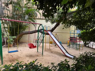 Image of 1100 Sq.ft 2 BHK Apartment / Flat for sale in KMF Golf Manor Apartments, Murugeshpalya, Bengaluru for Rs. 9000000
