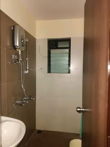 Common Bathroom Image of 607 Sq.ft 1 BHK Apartment / Flat for sale in Kalyan West Kalyan for Rs. 3600000