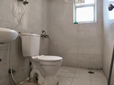 Bathroom Image of 494 Sq.ft 1 BHK Apartment / Flat for sale in Logix Blossom Zest, Sector 143 Noida for Rs. 4000000