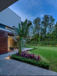 Image of 10350 Sq.ft 5 BHK Farm House for sale in Vasant Kunj, New Delhi for Rs. 250000000