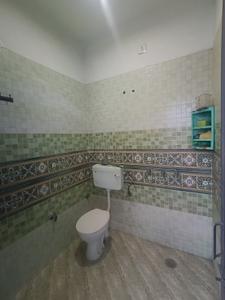 Bathroom Image of 320 Sq.ft 1 BHK Builder Floor for rent in New Shimlapuri Ludhiana for Rs. 5000