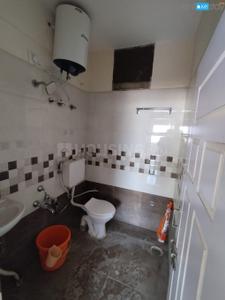 Bathroom Image of 550 Sq.ft 1 BHK Apartment / Flat for rent in Whitefield Bengaluru for Rs. 22000