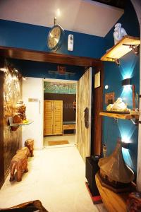 Passage Image of 3000 Sq.ft 2 BHK Apartment / Flat for sale in Kharadi Pune for Rs. 34000000
