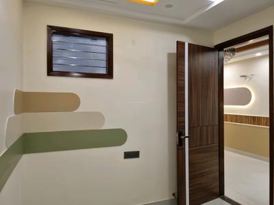 Bedroom Image of 810 Sq.ft 3 BHK Apartment / Flat for sale in Sector 15 Dwarka New Delhi for Rs. 6000000