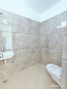 Bathroom Image of 620 Sq.ft 1 BHK Apartment / Flat for sale in Orion Planet, Jakhya Indore for Rs. 3348000
