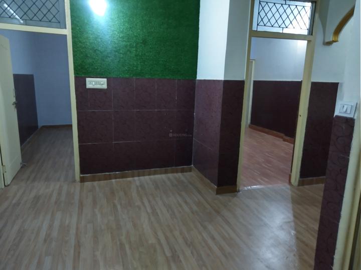 2 BHK 680 Sqft Independent Floor for sale at Jamia Nagar, New Delhi