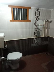 Bathroom Image of 1000 Sq.ft 2 BHK Independent House for rent in Purle Shivamogga for Rs. 8000
