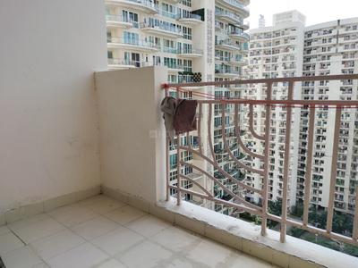 Balcony Image of 1550 Sq.ft 3 BHK Apartment / Flat for sale in Mahagun Moderne, Sector 78 Noida for Rs. 19900000