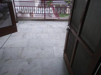 Balcony Image of 750 Sq.ft 1 BHK Builder Floor for rent in Sector 4 Gurgaon for Rs. 12000
