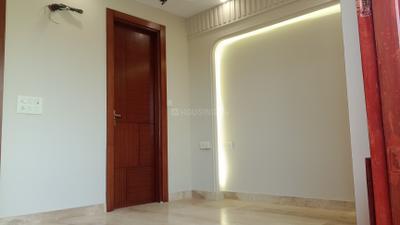 Bedroom Image of 1350 Sq.ft 3 BHK Builder Floor for sale in Anand Vihar New Delhi for Rs. 24500000