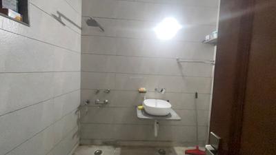 Image of 1800 Sq.ft 3 BHK Builder Floor for sale in Paschim Vihar, New Delhi for Rs. 21500000