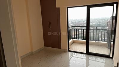 Bedroom Image of 950 Sq.ft 2 BHK Apartment / Flat for sale in Parakh The Golden Gate, Mahurali Ghaziabad for Rs. 8343702
