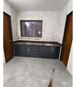 Kitchen Image of 1620 Sq.ft 3 BHK Apartment / Flat for rent in Universal Bilvam Regency, Palanpur Surat for Rs. 25000