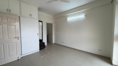 Bedroom Image of 2500 Sq.ft 4 BHK Builder Floor for rent in Emaar Emerald Hill, Sector 65 Gurgaon for Rs. 52000