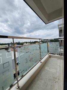 Balcony Image of 1300 Sq.ft 2 BHK Apartment / Flat for rent in Halasuru Bengaluru for Rs. 62000