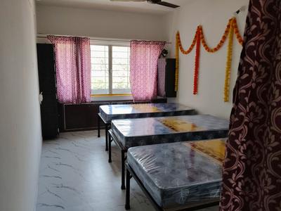 Bedroom Image of PG INN PUNE  in Hadapsar, Pune