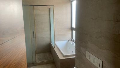 Image of 2976 Sq.ft 3 BHK Apartment / Flat for rent in M3M Golfestate, Sector 65, Gurgaon for Rs. 148000