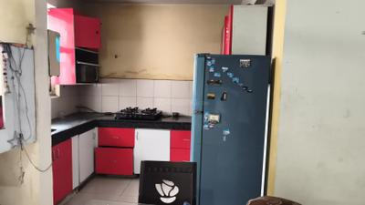 Kitchen Image of 750 Sq.ft 1 BHK Apartment / Flat for rent in Panchsheel Wellington, Crossings Republik Ghaziabad for Rs. 15000