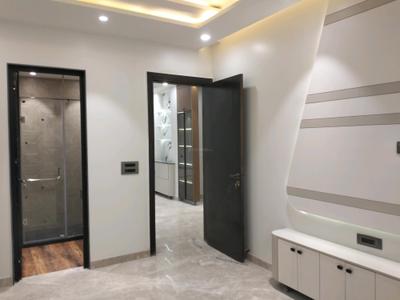 Bedroom Image of 1800 Sq.ft 3 BHK Builder Floor for sale in Vikaspuri New Delhi for Rs. 34000000
