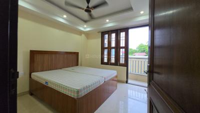 Bedroom Image of 800 Sq.ft 2 BHK Apartment / Flat for rent in Rajpur New Delhi for Rs. 32000