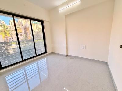 Bedroom Image of 780 Sq.ft 2.5 BHK Apartment / Flat for rent in Borivali West Mumbai for Rs. 57000