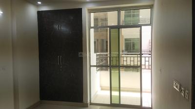 Bedroom Image of 1940 Sq.ft 4 BHK Apartment / Flat for sale in Sector 168 Noida for Rs. 12600000