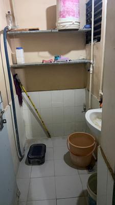 Bathroom Image of 750 Sq.ft 1 BHK Apartment / Flat for sale in Prahlad Nagar Ahmedabad for Rs. 3300000