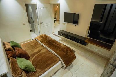 Hall Image of 1900 Sq.ft 3 BHK Apartment / Flat for sale in Roseate Homes Extension, Gazipur Zirakpur for Rs. 8500000