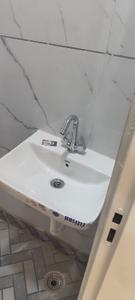 Bathroom Image of 450 Sq.ft 2 BHK Apartment / Flat for rent in Shyam Kunj Apartment, Nawada New Delhi for Rs. 16000