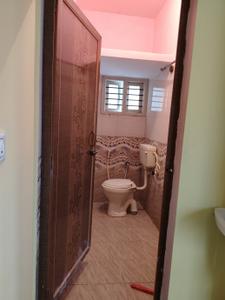 Bathroom Image of 600 Sq.ft 2 BHK Independent House for rent in Doddabidrakallu Bengaluru for Rs. 10000