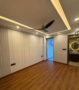 Bedroom Image of 2700 Sq.ft 4 BHK Builder Floor for sale in Gulmohar Park New Delhi for Rs. 125000000