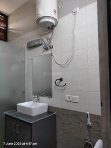 Bathroom Image of 1758 Sq.ft 3 BHK Apartment / Flat for sale in Godrej Jardinia, Sector 145 Noida for Rs. 31500000