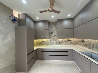 Kitchen Image of 1426 Sq.ft 3 BHK Builder Floor for sale in Mukherjee Nagar New Delhi for Rs. 24000000