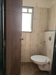 Common Bathroom Two Image of 650 Sq.ft 1.5 BHK Apartment / Flat for sale in VTP Purvanchal, Kesnand Pune for Rs. 3700000