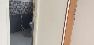 Bathroom Image of 800 Sq.ft 1 BHK Builder Floor for rent in Velachery Chennai for Rs. 15000